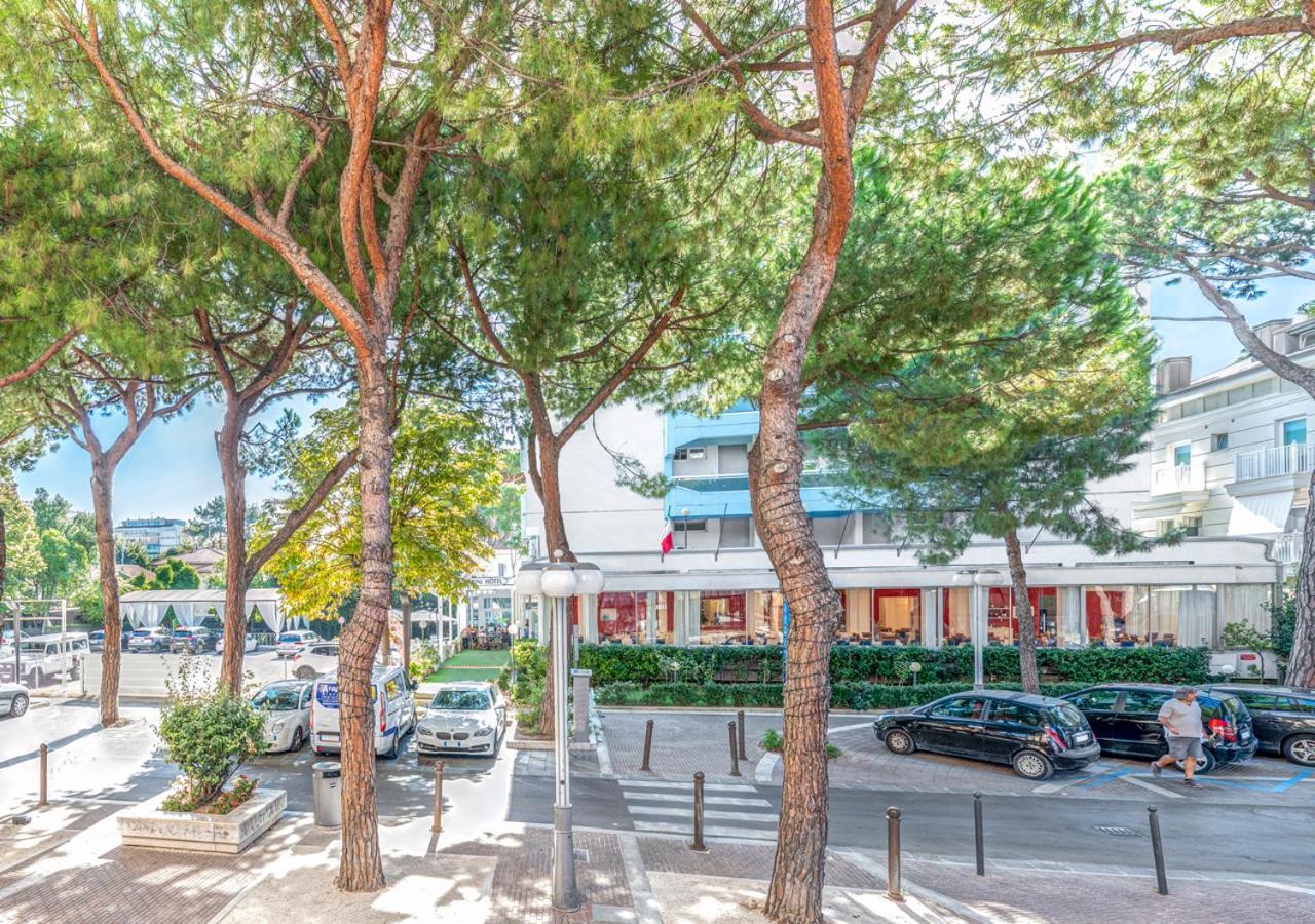 Zanarini Hotel 3*