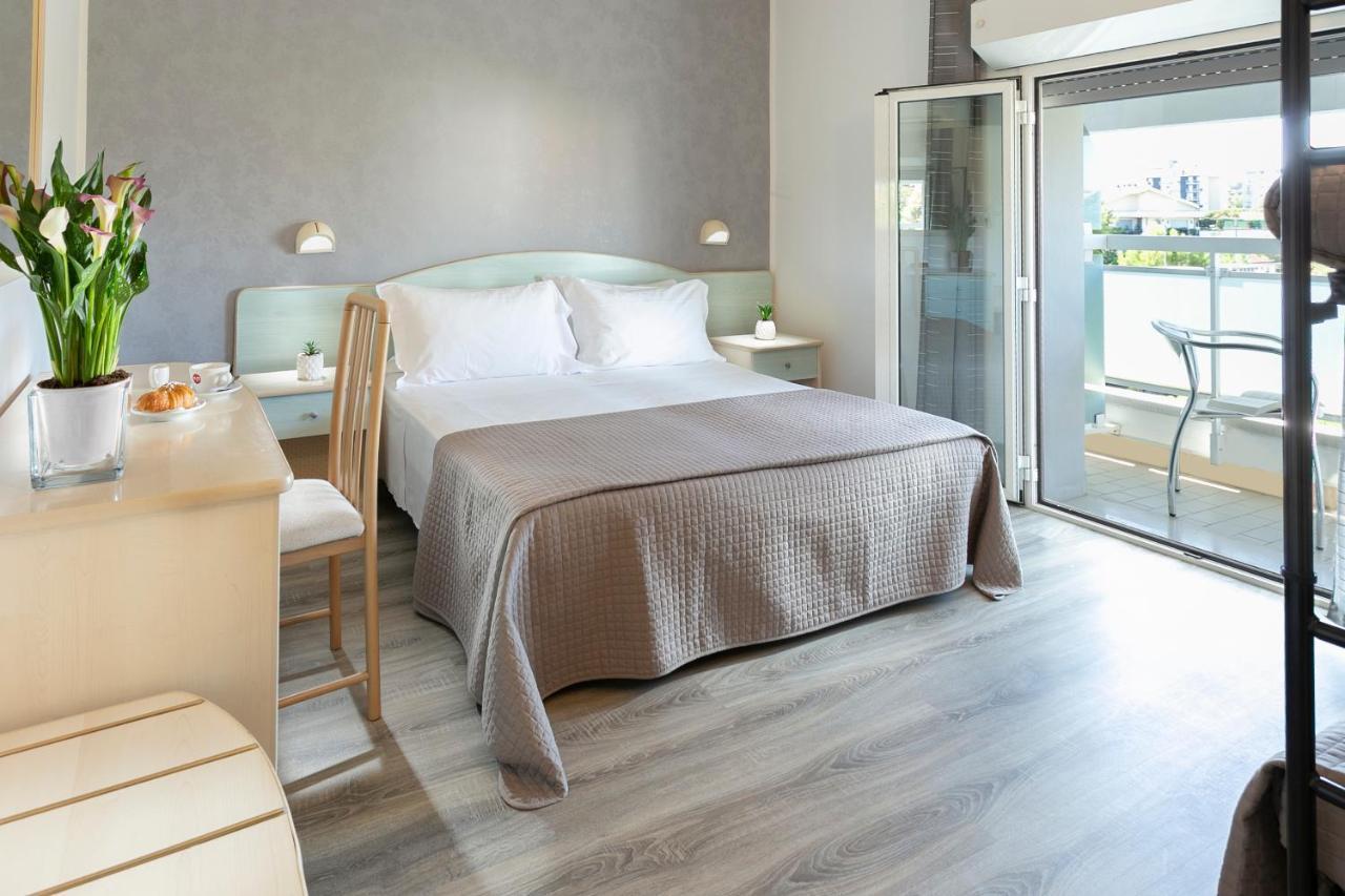 Zanarini In Centro A 3*