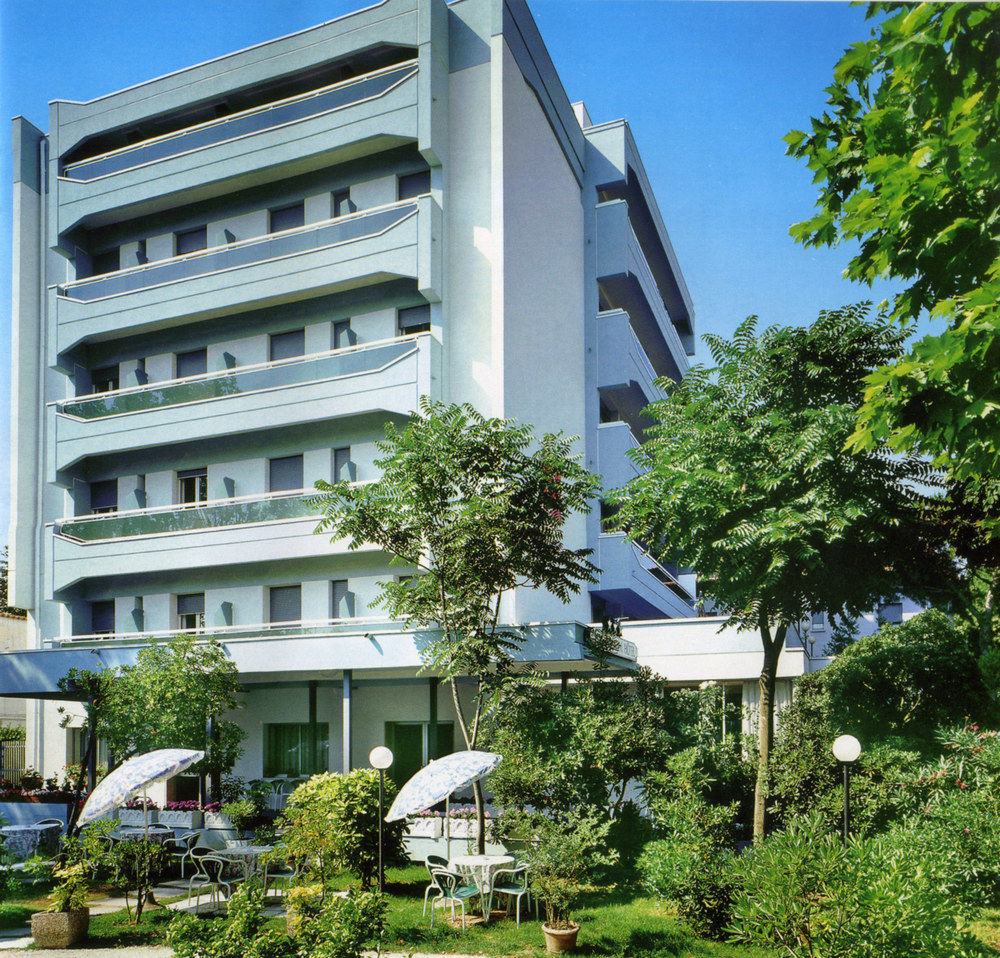 Zanarini In Centro A 3* Riccione