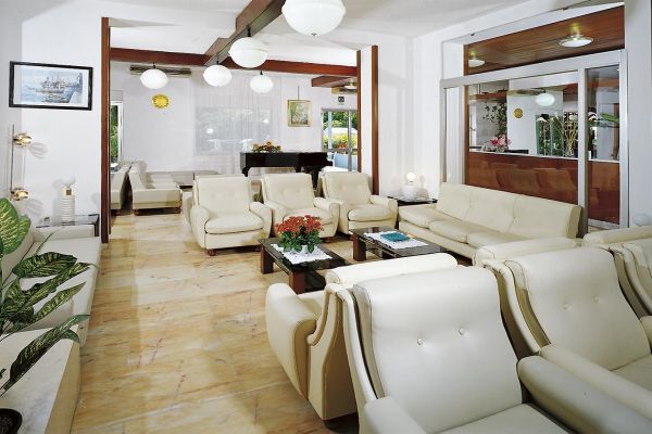 Zanarini In Centro A 3* Riccione